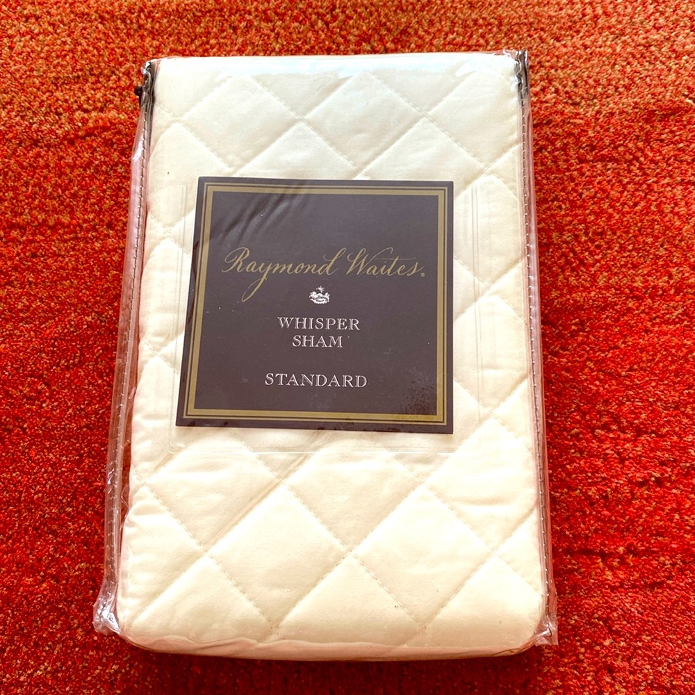 100% COTTON 310TC RAYMOND WAITES WHISPER DIAMOND QUILTED SHAM-IVORY 20"x26", NEW